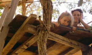 mother daughter treehouse